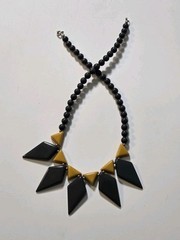 ⚡ “Electric Geometry” – 1980s Chunky Statement Necklace – Mustard Yellow &…