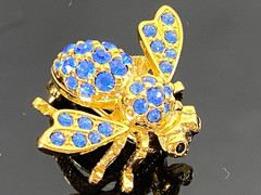 LOT of 5 JOAN RIVERS Gold Tone Bee Pins Brooches (one small) Various Colors