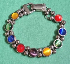 Vintage Colorful CAT’S EYE STONE Chain Magnetic Clasp Bracelet In Silver Tone