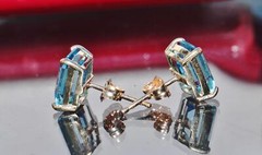 14k yellow gold earrings 3.0ct London blue topaz stud vintage handmade 1.5gr