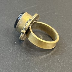 Vintage Black Onyx & Brass Metal Ring Boho Size 9 Gold Tone Protection Strength