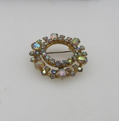 Vintage Crystal AB Rhinestone Wreath Circle Brooch Gold Tone A3