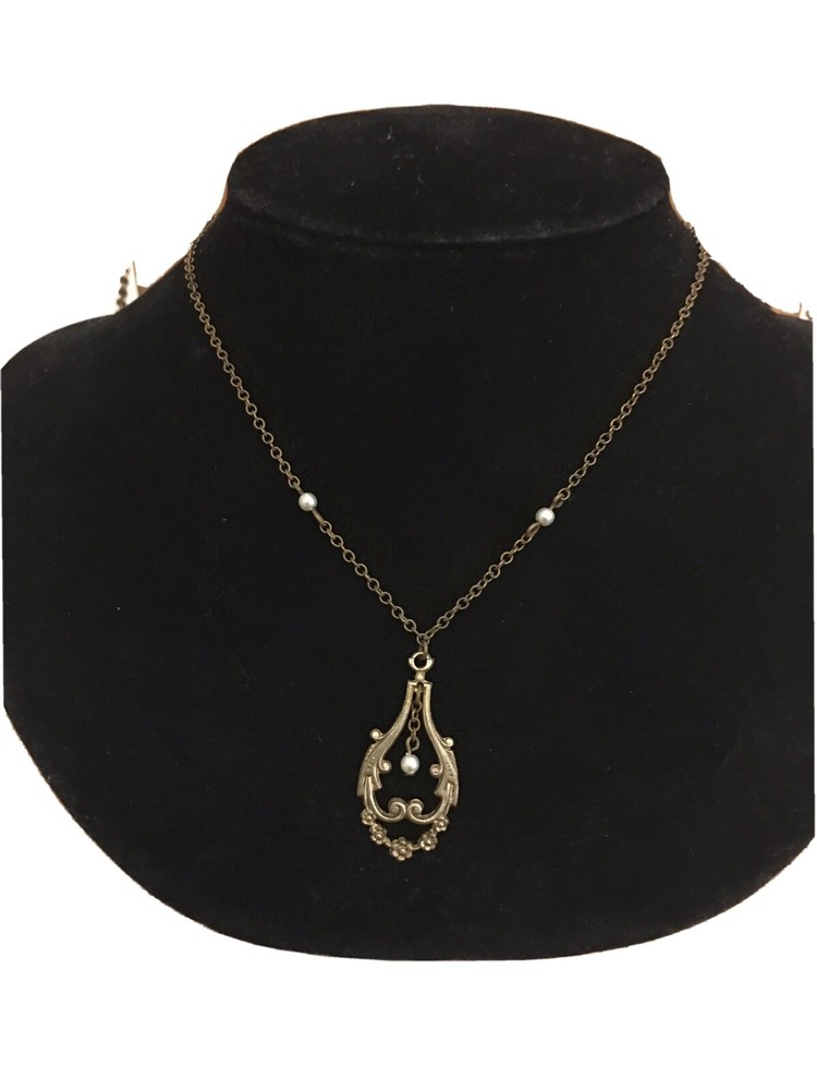 Vintage Goldtone Necklace Simulated Pearl Necklace 14”
