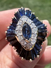 VINTAGE Y. GOLD GENUINE DIAMOND BLUE SAPPHIRE COCKTAIL RING 5.5 BAGUETTE MARQUIS