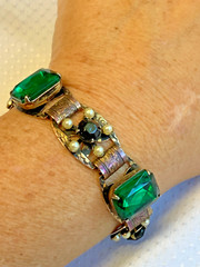 Vtg Art Deco Bracelet 7″ Fashion Jewelry Green Emerald Color Glass Stones