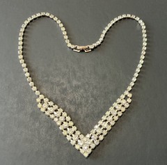 BEAUTIFUL VINTAGE SILVER PLATED & RHINESTONE CHOKER LIND NECKLACE 6-110