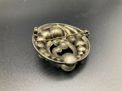 Vintage Pot Metal Large Faux Pearl Art Nouveau Leaf Brooch Pin