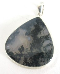 2 INCHES STERLING PENDANT w MOSS AGATE, 14 GRAMS