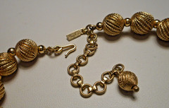 Vintage 1960s Monet Textured Gold-tone Bead Necklace Strung on Fine Chain 17″