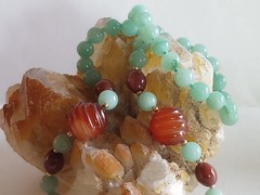 ESTATE APPLE GREEN JADE CARNELIAN HAND CUT MELONS NECKLACE 30″ LONG 10 MM 110 GR