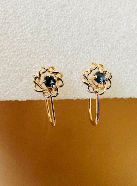 Estate 14K Yellow Gold Sapphire Screw-Hinge Earrings for Non-pierced Ears
