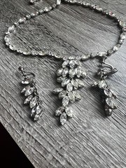 Vintage Weiss 3 Piece necklace and earring set Clear Round & Marquise rhinestone