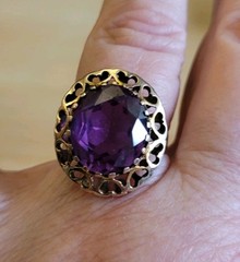 10k yellow gold Amethyst ring