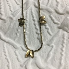 Vintage Medici Dainty Leaf Goldtone Necklace Costume Jewelry