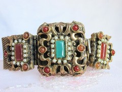 Antiqu Victorian Brass Mesh Faux Emerald Faux Carnelian Bracelet Intricate Clasp