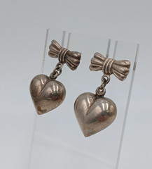 VTG Unsigned Heart Bow Earrings 1in Sterling Silver 5g Dangle Romantic Estate