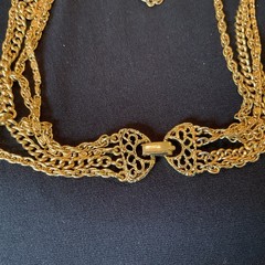VTG 1960/70’s Goldette 4 Strand Amber Pendant w/Etched Locket Necklace Goldtone