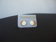 VINTAGE SAMUEL HUANG DESIGNER CLOISONNE RETRO MOD WHITE & PINK STUD EARRINGS