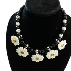 Vintage Flying Colors Ceramic Daisy Flowers Statement Necklace 20″ Daisies RARE!