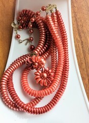 Vtg MCM 3 Strand Japan OMBRE Orange Coral Red Beads NECKLACE Clip EARRINGS SET
