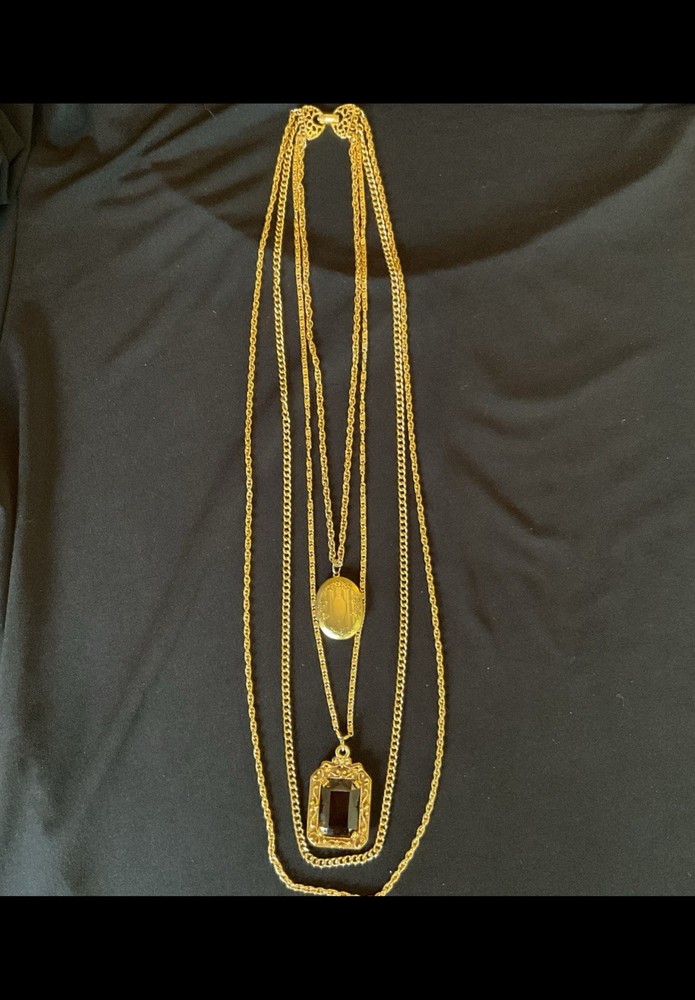 VTG 1960/70’s Goldette 4 Strand Amber Pendant w/Etched Locket Necklace Goldtone