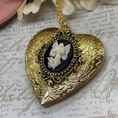 Gold Heart Locket Photo Birthday Anniversary Wedding Cameo Angel Angels Necklace