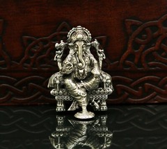 925 sterling silver Lord Ganesha statue, figurine, puja article home temple su02