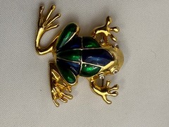 Vintage Green Blue Enamel Frog Brooch Gold Tone Rhinestone Eyes Figural Pin