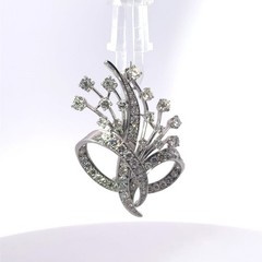 Platinum Diamond (1.75-2.00ct) Vintage Brooch Pin