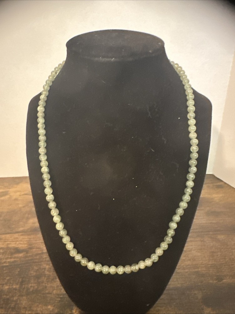 Vintage Light Green Prehnite Beaded Strand Necklace Round Gemstone 20 Inch