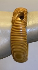 Vintage Butterscotch Amber Bakelite Bangle Carved Pierced Open Knot 7/8″ TESTED