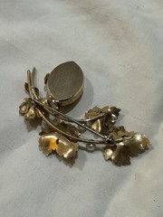 12k Gold Filled Seed Pearl Wittnauer Ladies Pin Brooch Watch 2.5in Wide