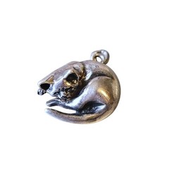 Vintage Jezlaine curled up cat sterling charm