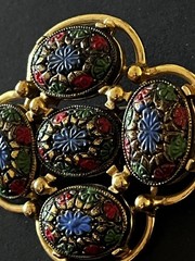 Vintage 1968 Sarah Coventry LIGHT of the EAST Mosiac Goldtone BROOCH signed