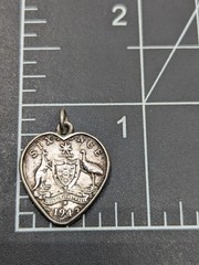 Vtg 1943 Australia Sixpence Heart Shaped Coin Charm Pendant Sweetheart Jewelry