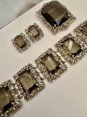 1962 Sarah Coventry Celebrity Smoky Rhinestone Bracelet Brooch Earrings Set
