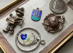 Vintage STERLING ENAMEL Charms TROPICAL FISH BAHAMAS Straw Hat STEEL DRUMMER