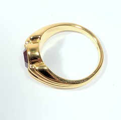 Beautiful Vintage Gold Tone Faux Amethyst Ring Size 7.25
