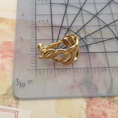 Vintage Napier Gold Tone Screw Back Clip Swirl Hoop Earrings