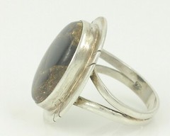 Vintage 925 Sterling Silver Man Made Jasper Composite Black and Gold Oval Ring 7