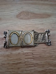 Old Art Nouveau Art Deco Ornate Bar Victorian Design Picture Locket Pin Brooch