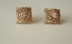 Vintage GOLD-FILL FILLIGREE SCREW-ON EARRINGS with CZ