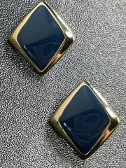 Vintage 1.1” Blue Enameled Gold Tone Metal Earrings