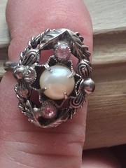 Western Germany pearl & pink rhinestone silver-toned floral ring. SZ 5.75
