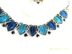 RARE LISNER MOLDED LUCITE LEAF RHINESTONE NECKLACE EARRINGS SET