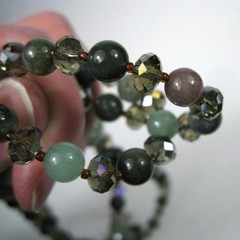 Vintage Yoli Gemstone Moss Agate Stone Faceted Glass Beaded Necklace Toggle