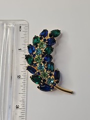 VTG Juliana Brooch & Clip on Earrings Green Blue Rhinestones Goldtone