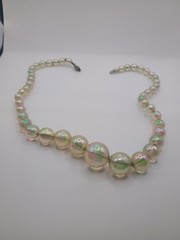 VINTAGE RAINBOW BUBBLE BEAD HAND STRUNG & KNOTTED NECKLACE! 18″ Box Clasp