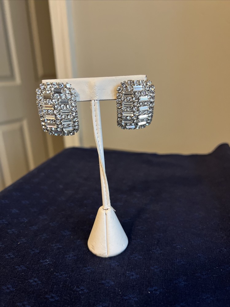 Beautiful Sparkly Fashion Jewlery Earrings Vintage