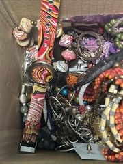 HUGE 5 + Lbs Jewelry WEARABLE Lot Tangled Unsearched VINTAGE ESTATE TREASURE